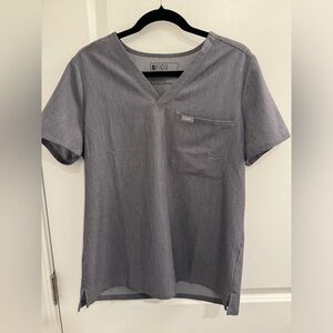 Figs scrub top women graphite